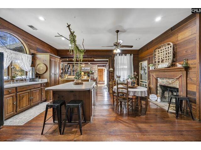 Photo of 1130 Richtex Road