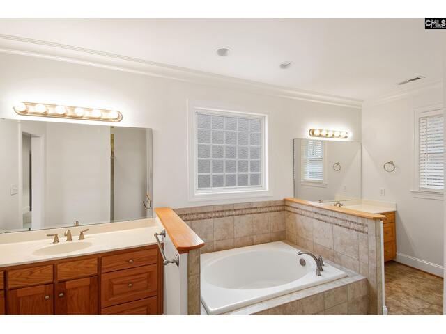 Photo of 1964 White Rd