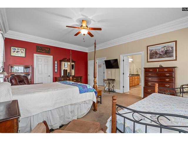 Photo of 160 Hound Hollow Road