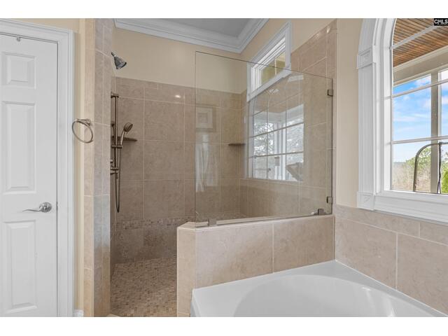 Photo of 160 Hound Hollow Road