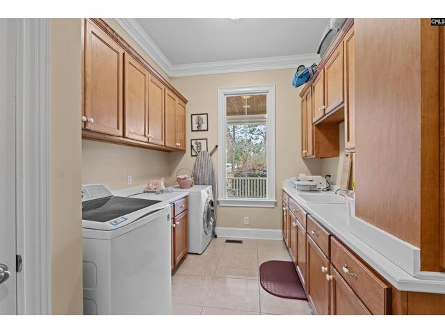 Photo of 160 Hound Hollow Road