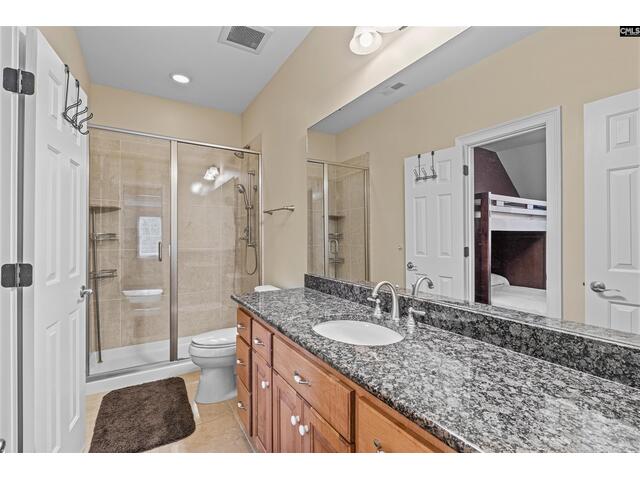 Photo of 160 Hound Hollow Road