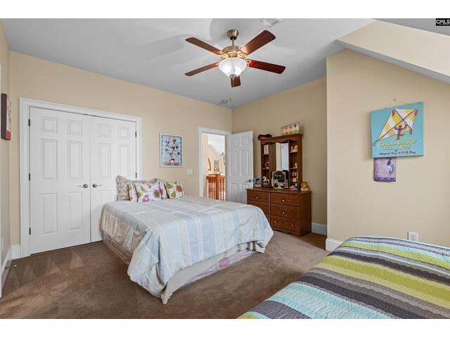 Photo of 160 Hound Hollow Road