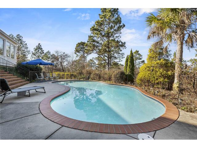 Photo of 160 Hound Hollow Road