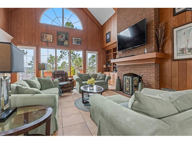 Photo of 160 Hound Hollow Road