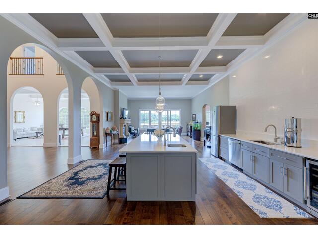 Photo of 305 Northlake Road