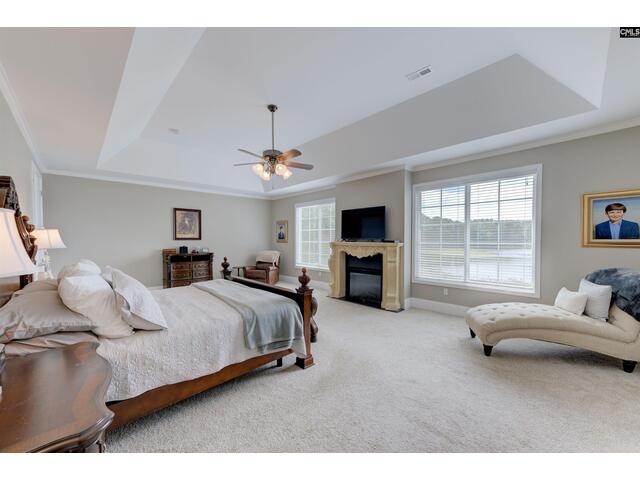 Photo of 305 Northlake Road