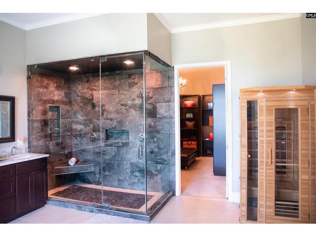 Photo of 305 Northlake Road