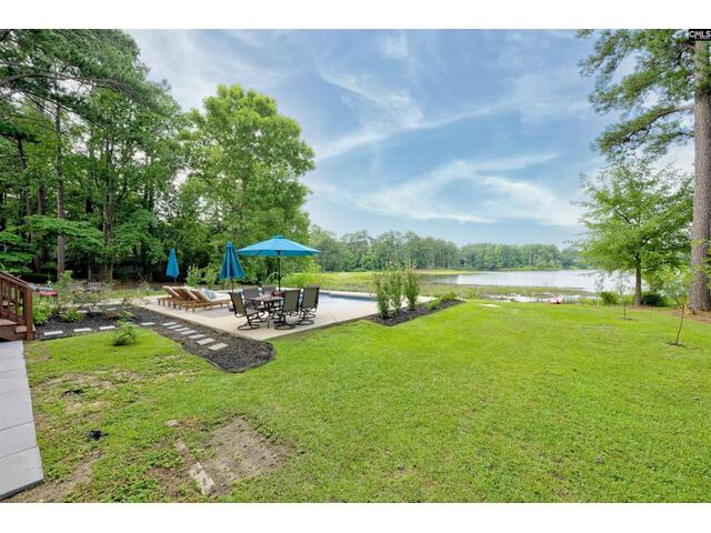 Photo of 305 Northlake Road