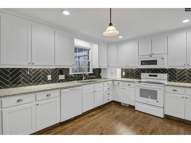 Photo of 702 Hope Ferry Road