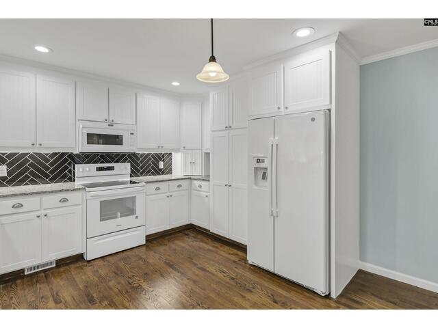 Photo of 702 Hope Ferry Road