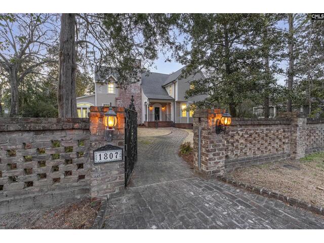 Photo of 1807 Brevard Place