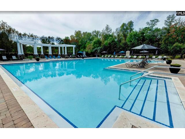 Photo of 305 Woodlander Photo of 305 Woodlander