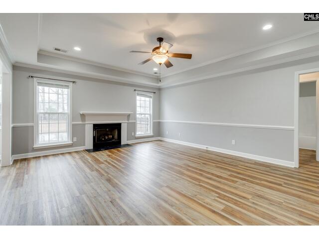 Photo of 121 Hollow Tree Court