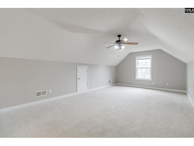 Photo of 121 Hollow Tree Court