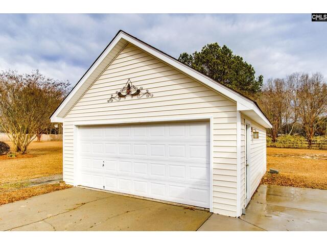 Photo of 121 Hollow Tree Court