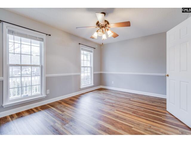 Photo of 121 Hollow Tree Court