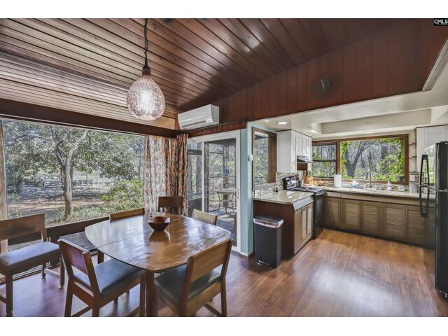 Photo of 7331 Creekwood Drive