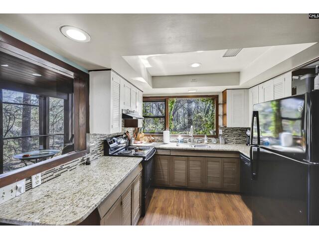 Photo of 7331 Creekwood Drive