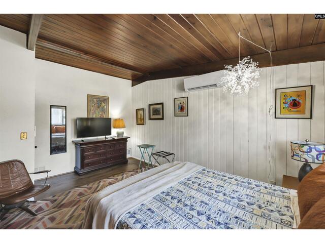 Photo of 7331 Creekwood Drive