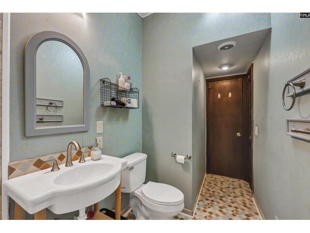 Photo of 7331 Creekwood Drive