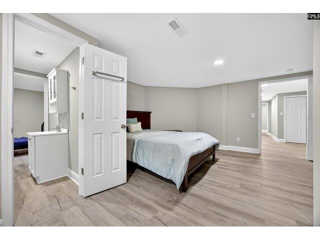 Photo of 2543 harbor view road