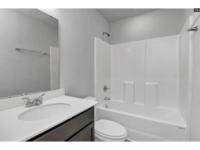 Photo of 305 Windfall Road