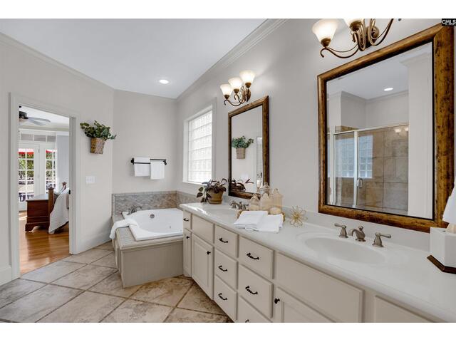 Photo of 1081 Point View Road