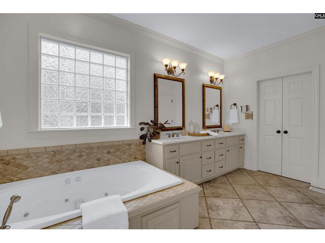 Photo of 1081 Point View Road