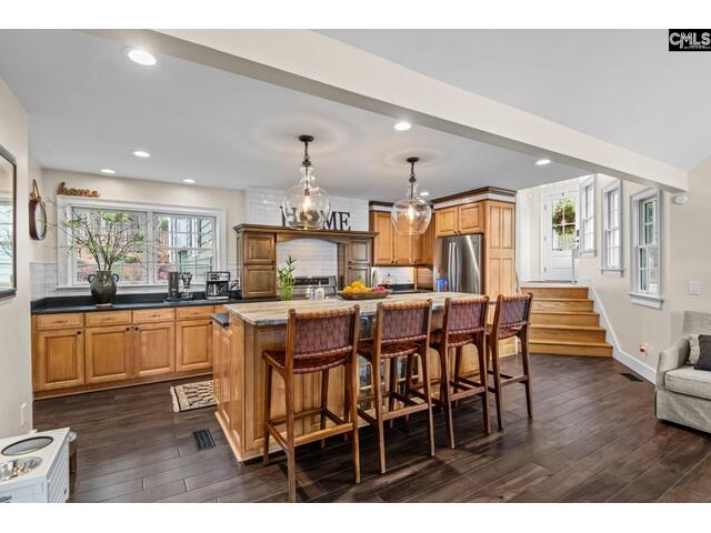 Photo of 301 Windward Point Road