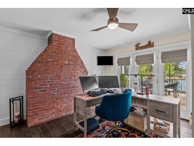 Photo of 301 Windward Point Road