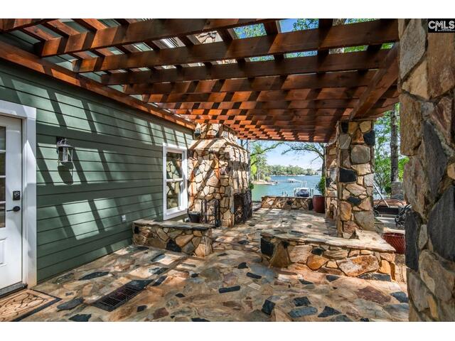 Photo of 301 Windward Point Road