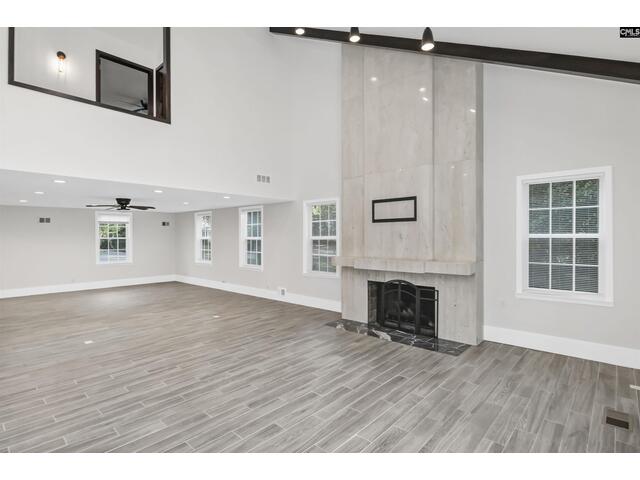 Photo of 15 Glenlake Road