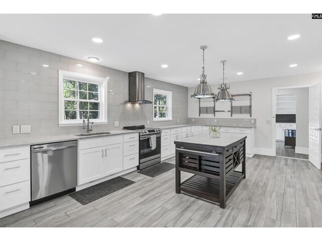 Photo of 15 Glenlake Road