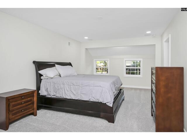 Photo of 15 Glenlake Road