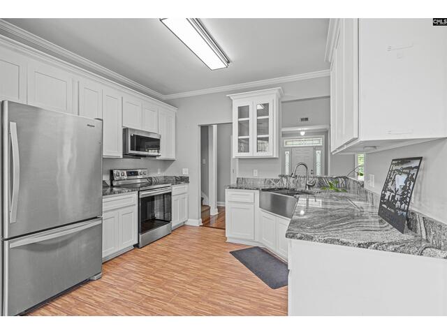 Photo of 120 Butternut Lane Photo of 120 Butternut Lane