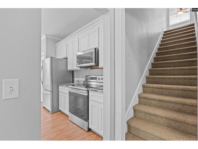 Photo of 120 Butternut Lane Photo of 120 Butternut Lane