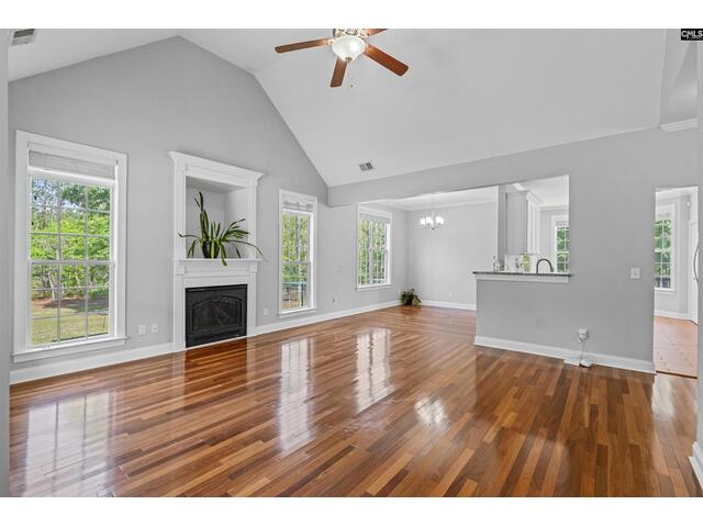 Photo of 120 Butternut Lane Photo of 120 Butternut Lane