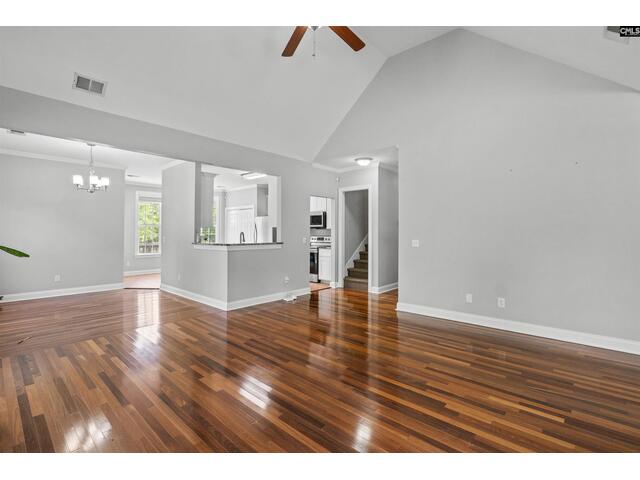 Photo of 120 Butternut Lane Photo of 120 Butternut Lane