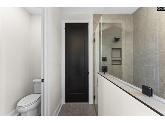 Photo of 2033 Fairway View