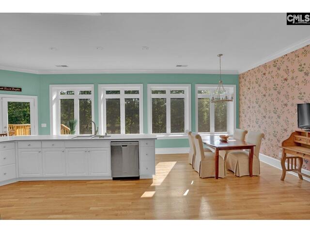 Photo of 140 Leonard Drive