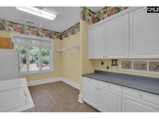 Photo of 140 Leonard Drive