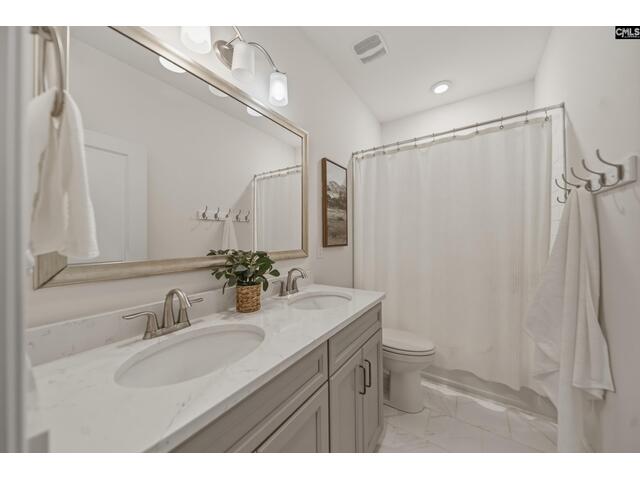 Photo of 209 Canterwood Road