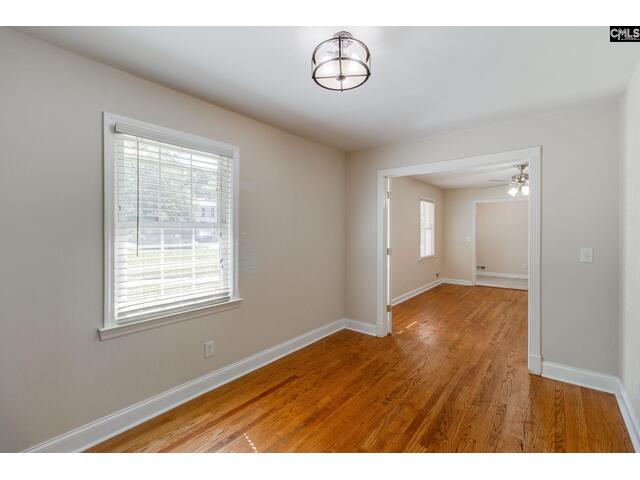 Photo of 2533 Chatsworth Road
