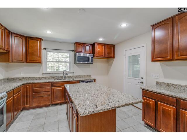 Photo of 2533 Chatsworth Road
