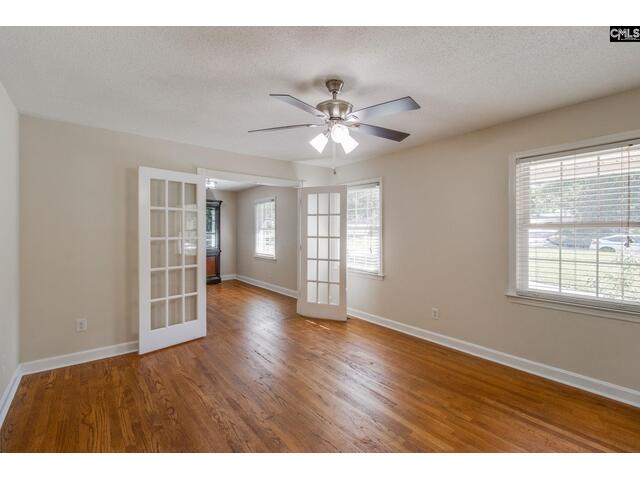 Photo of 2533 Chatsworth Road