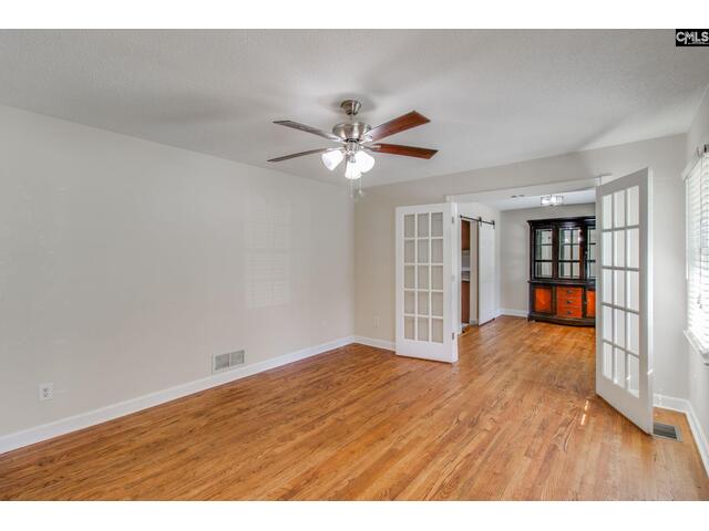 Photo of 2533 Chatsworth Road