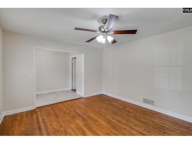 Photo of 2533 Chatsworth Road