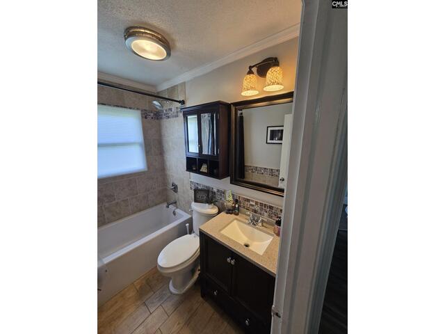 Photo of 704 Cambridge