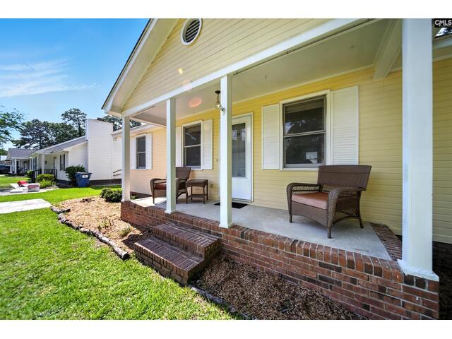 Photo of 224 Ashton Circle Photo of 224 Ashton Circle